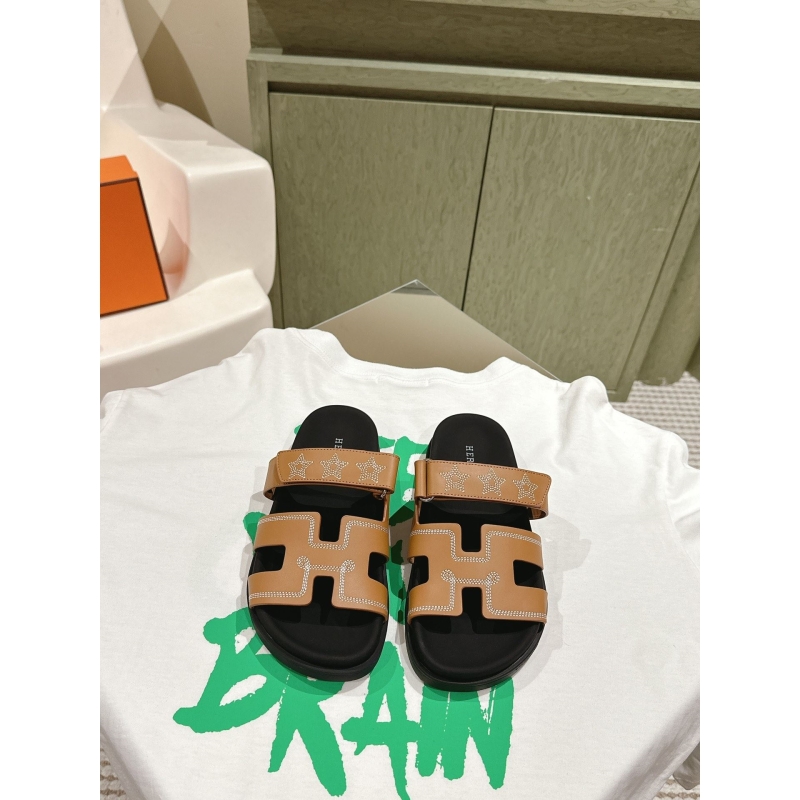 H**mes slippers